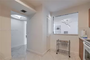 2401 S Ocean Dr, Hollywood, FL 33019 - Photo 12