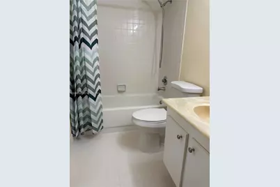 100 SW 132nd Way #101K, Pembroke Pines, FL 33027 - Photo 14