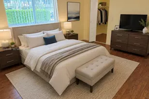 100 SW 132nd Way, Pembroke Pines, FL 33027 - Photo 4