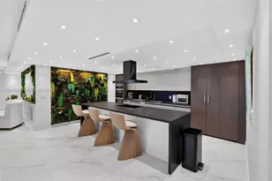 2301 Collins Ave, Miami Beach, FL 33139 - Photo 24