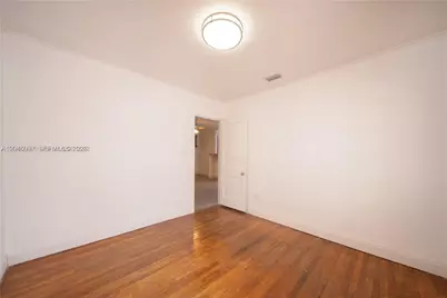 435 SW 33rd Ave, Miami, FL 33135 - Photo 2