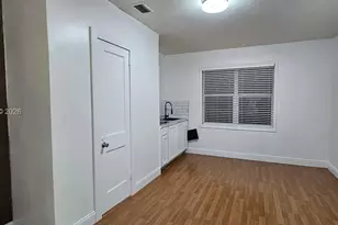 435 SW 33rd Ave, Miami, FL 33135 - Photo 4