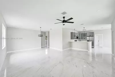 211 NW 14th Ct, Dania Beach, FL 33004 - Photo 4