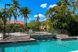 18338 NW 68th Ave, Hialeah, FL 33015 - Photo 20