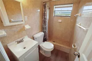 817 NW 12th Ave, Fort Lauderdale, FL 33311 - Photo 12