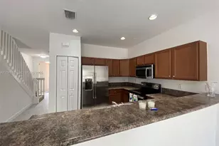 3538 W 88th Terrace, Hialeah Gardens, FL 33018 - Photo 8