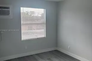 1450 SW 4th St, Miami, FL 33135 - Photo 10