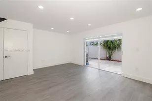 8085 NW 8th St, Miami, FL 33126 - Photo 6