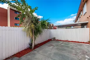8085 NW 8th St, Miami, FL 33126 - Photo 10