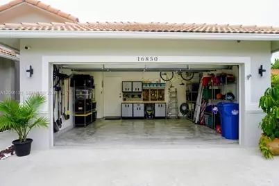 16850 Crestview Ln, Weston, FL 33326 - Photo 42