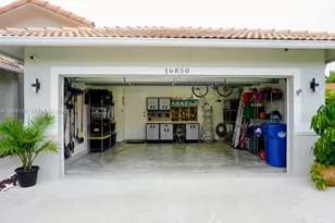 16850 Crestview Ln, Weston, FL 33326 - Photo 42