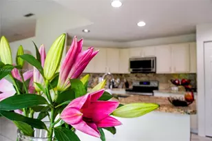 16850 Crestview Ln, Weston, FL 33326 - Photo 18