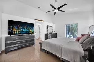 16379 Malibu Dr, Weston, FL 33326 - Photo 24