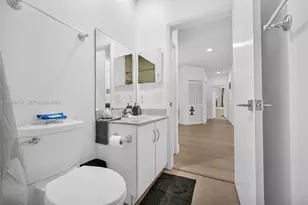 16379 Malibu Dr, Weston, FL 33326 - Photo 32