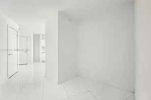 851 NE 1st Ave, Miami, FL 33132 - Photo 16
