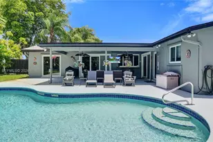 5581 SW 7th St, Plantation, FL 33317 - Photo 4