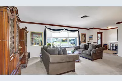 5581 SW 7th St, Plantation, FL 33317 - Photo 16