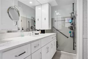 5581 SW 7th St, Plantation, FL 33317 - Photo 32
