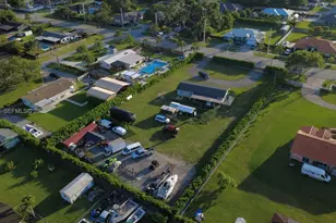 32305 SW 202nd Ave, Homestead, FL 33030 - Photo 20