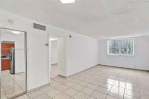 606 W 81st St, Hialeah, FL 33014 - Photo 8