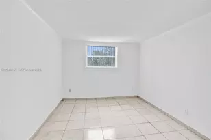 606 W 81st St, Hialeah, FL 33014 - Photo 14