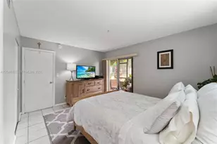 8550 N Sherman Cir, Miramar, FL 33025 - Photo 14