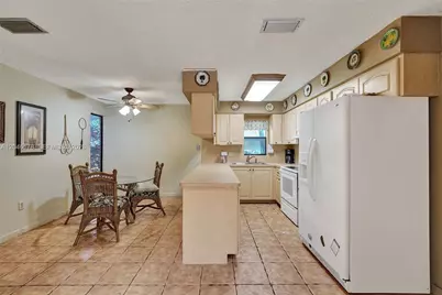 9120 SW 49th St, Cooper City, FL 33328 - Photo 22