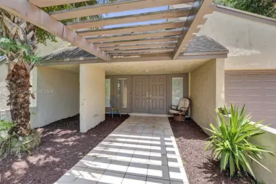 9120 SW 49th St, Cooper City, FL 33328 - Photo 4