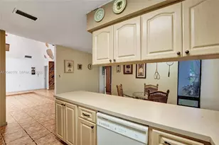 9120 SW 49th St, Cooper City, FL 33328 - Photo 30