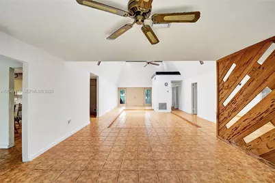 9120 SW 49th St, Cooper City, FL 33328 - Photo 14