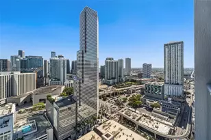 151 SE 1st St, Miami, FL 33131 - Photo 34