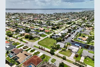 2014 Everest Pkwy, Cape Coral, FL 33904 - Photo 6