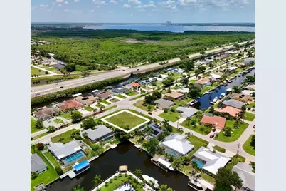 2014 Everest Pkwy, Cape Coral, FL 33904 - Photo 22