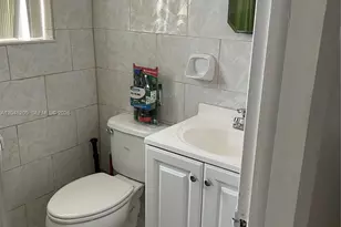 19821 NE 13th Ct, Miami, FL 33179 - Photo 6