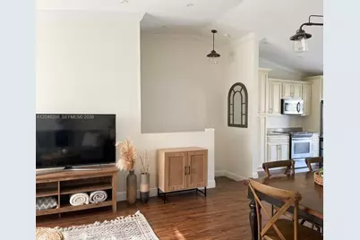 7100 NW 173rd Dr #1304, Hialeah, FL 33015 - Photo 6