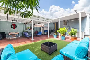 2818 SW 2nd St, Miami, FL 33135 - Photo 10