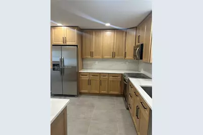 9723 SW 3rd St, Boca Raton, FL 33428 - Photo 2