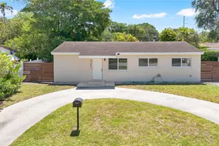 321 NW 56th Ave., Miami, FL 33126 - Photo 4
