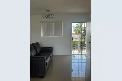 2880 NE 203rd St #B25, Aventura, FL 33180 - Photo 6