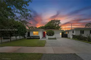 1556 Catalonia Ave, Coral Gables, FL 33134 - Photo 2