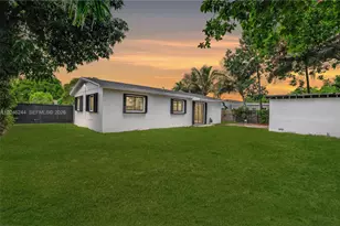 15551 SW 101st Ave, Miami, FL 33157 - Photo 2