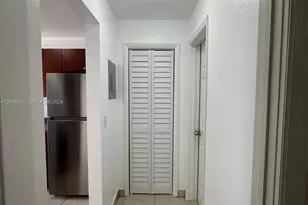 16120 NE 19th Pl, North Miami Beach, FL 33162 - Photo 4