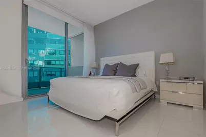 200 Biscayne Boulevard Way #5109, Miami, FL 33131 - Photo 16