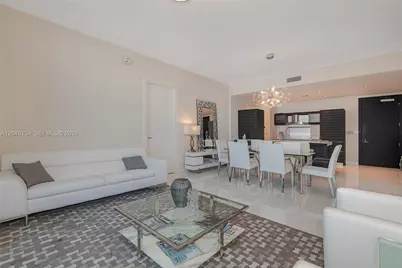 200 Biscayne Boulevard Way #5109, Miami, FL 33131 - Photo 2