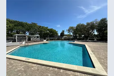 1470 NE 123rd St #A104, North Miami, FL 33161 - Photo 10