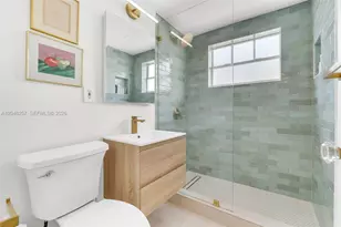 915 8th St, Miami Beach, FL 33139 - Photo 20