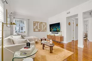 915 8th St, Miami Beach, FL 33139 - Photo 4