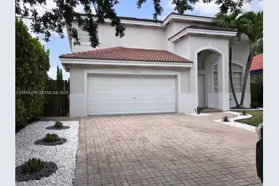 10240 SW 227th Ln, Cutler Bay, FL 33190 - Photo 2