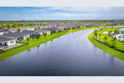1000 SE Crosswood Way, Port Saint Lucie, FL 34984 - Photo 12