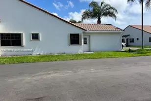 21220 Harbor Way, Aventura, FL 33180 - Photo 2